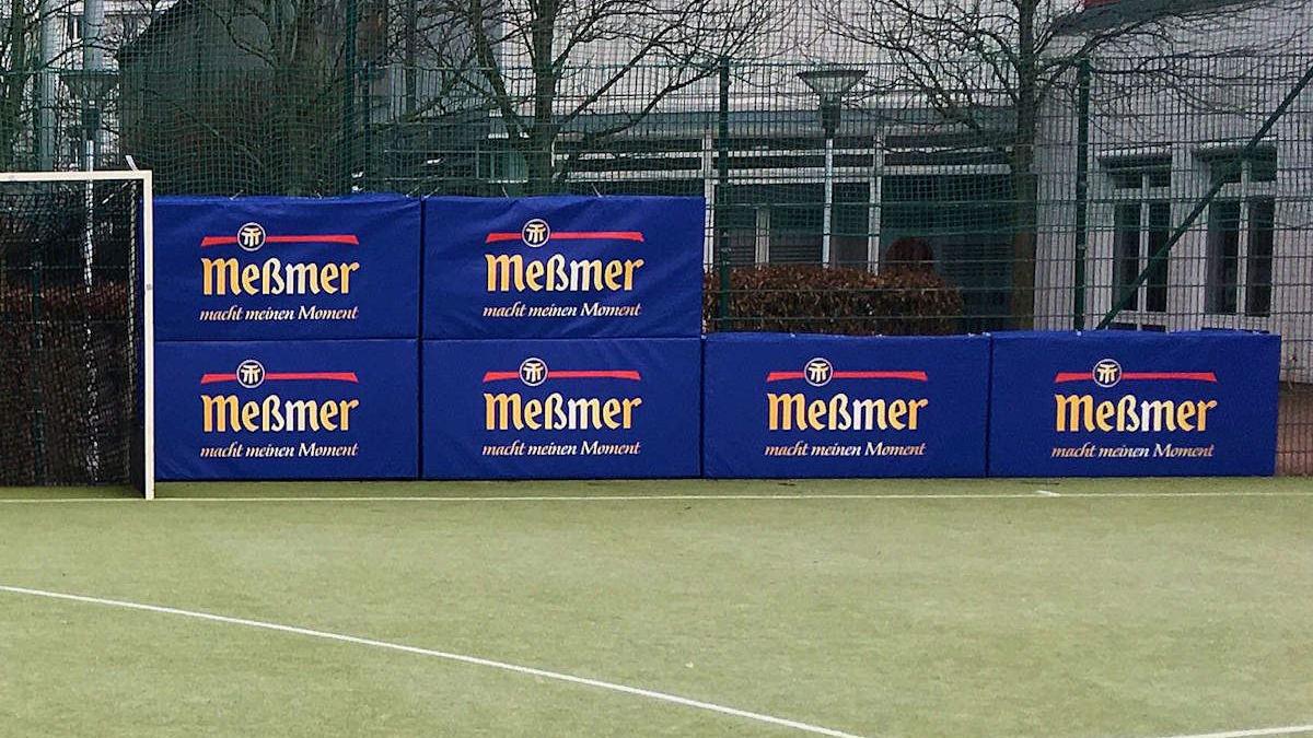 Prallschutz und Schallschutz im Stadion