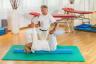 Das Balance Beam ist ein beliebtes Hilfsmittel in der Physiotherapie.