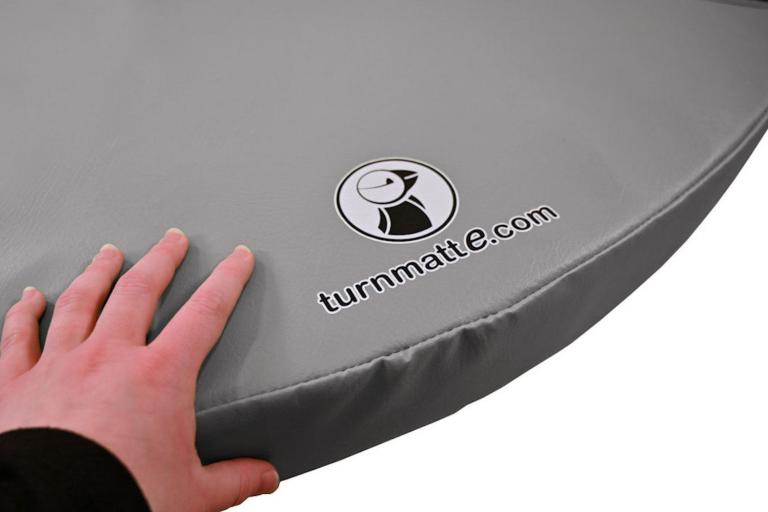 Weichbodenmatten rund - original turnmatte.com - grau - mit einer Stärke von 10 bis 25 cm - zum Spielen, Toben, Turnen