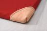 Leichtturnmatte-Lederecke-Detail-rot - Die Ecken dieser Turnmatte sind mit Rindsleder verstärkt.